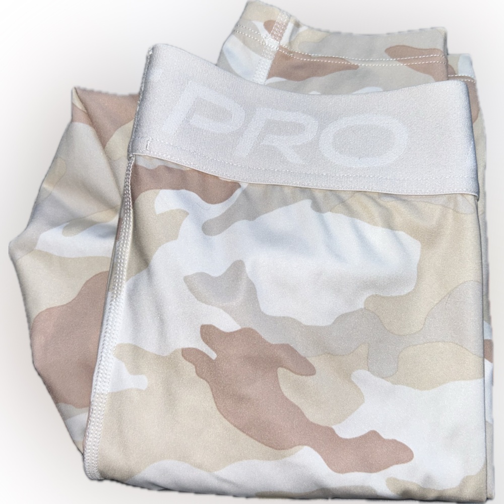 Nike Camo Leggings - Picture 6 of 6